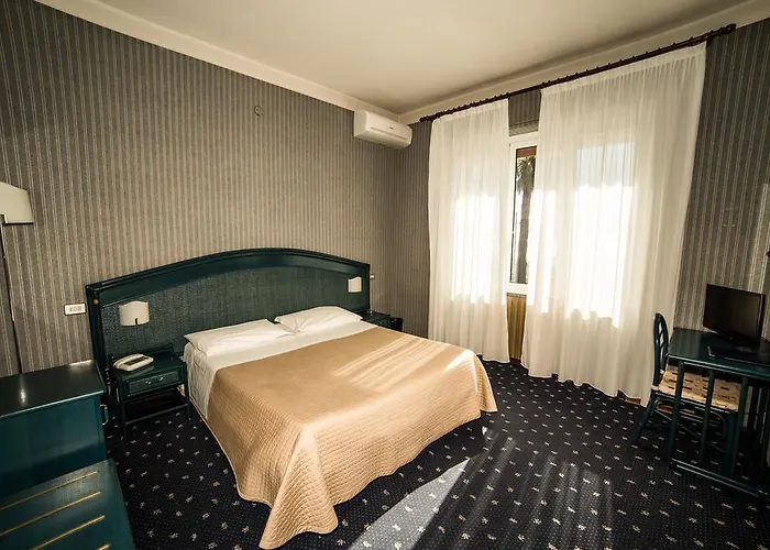 Kristina Hotel