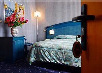 Kristina Отель Империя