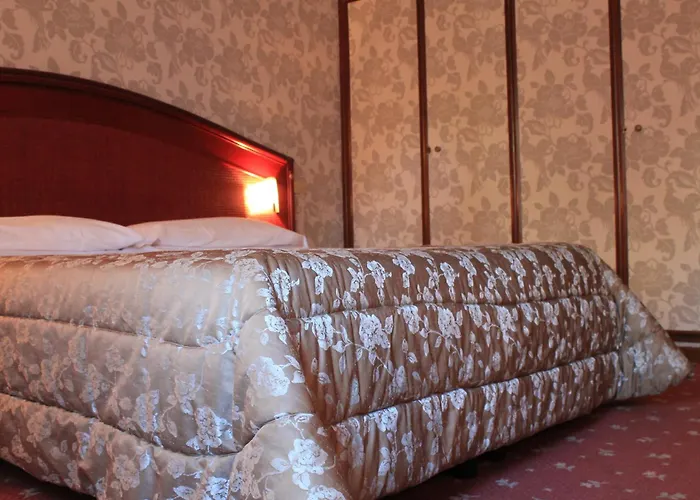 Отель Kristina 3*