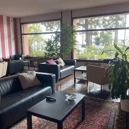 فندق Kristina