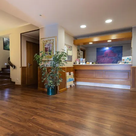 Hotel Kristina 3*
