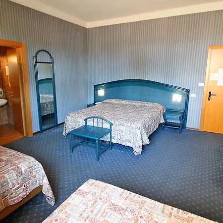 Otel Kristina 3*